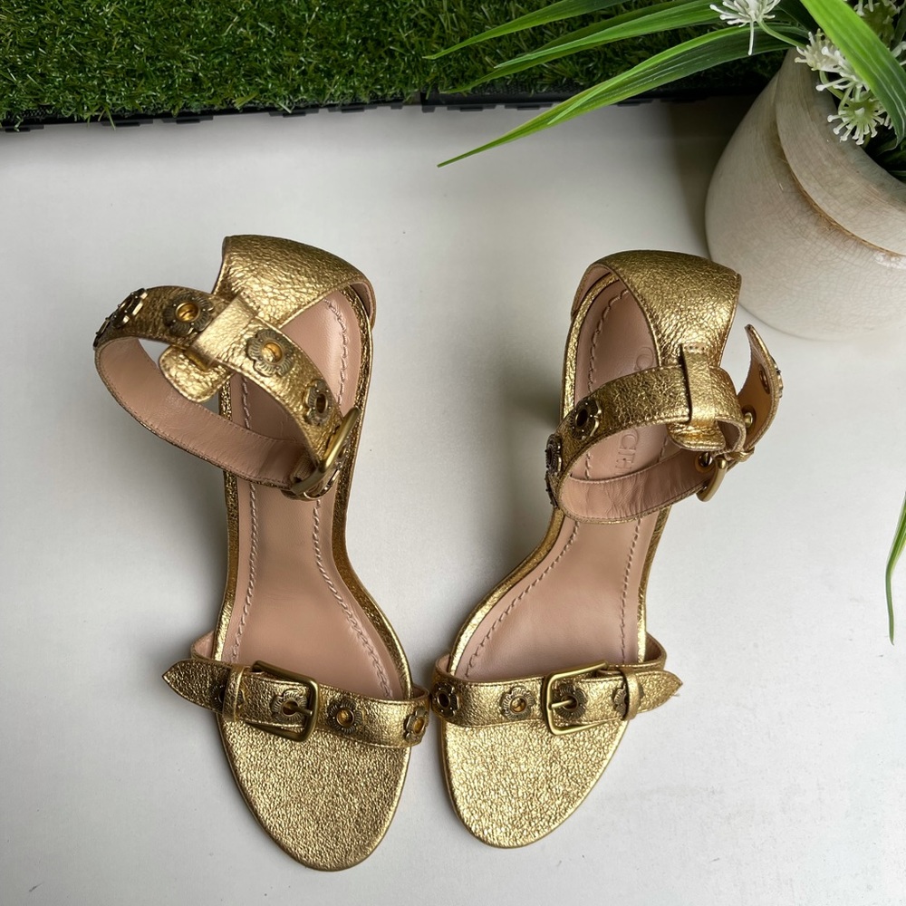 COACH Gold Ankle strap sandals  Sz 8 brand new party shoes elegant heels - Picture 10 of 16